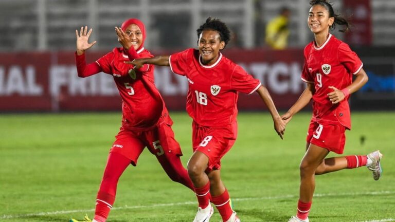 antarafoto-timnas-indonesia-putri-menang-melawan-singapura-280524-riv-12_ratio-16x9.jpg