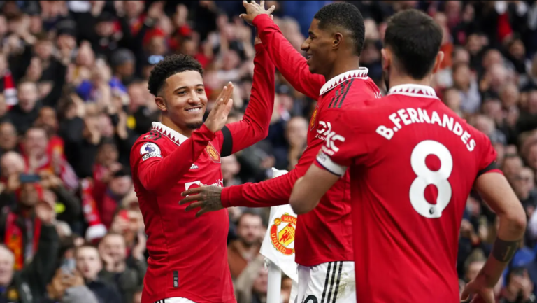 Manchester-United-menawarkan-pemain-yang-ingin-dijual-kepada-beberapa-klub-rivalnya-di-Liga-Inggris